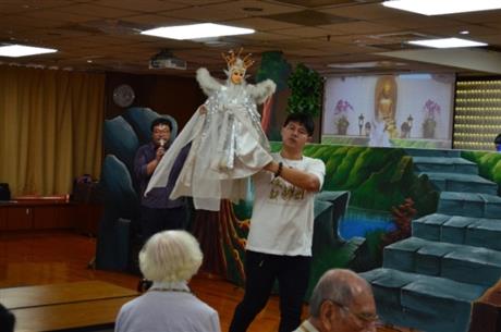 掌中人生    盡在自我